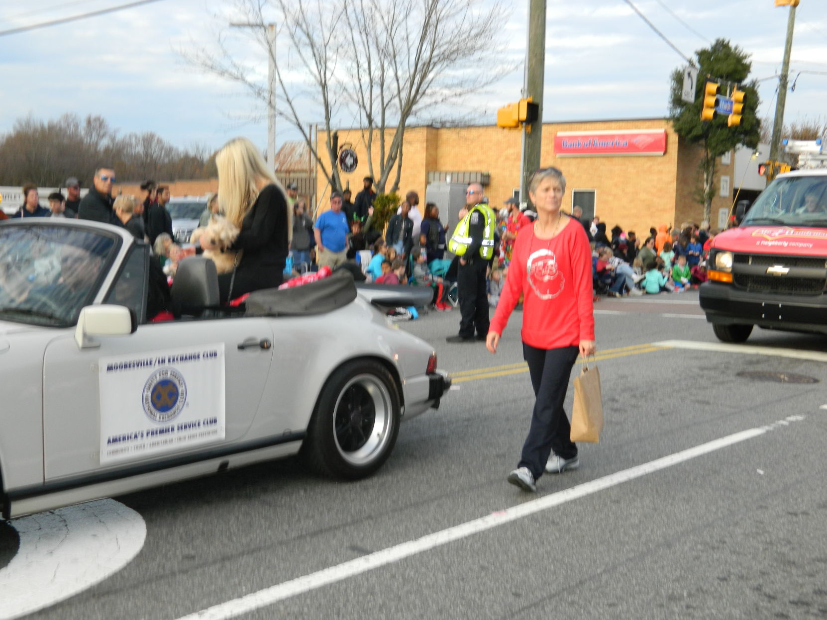 Mooresville Christmas Parade (373).JPG